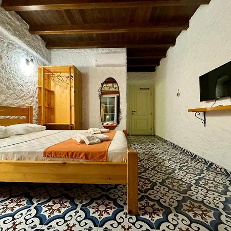 Elysium ベッド・アンド・ブレックファスト 4*