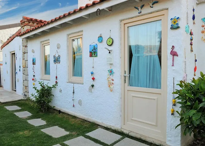 Elysium Bed & Breakfast Çeşme
