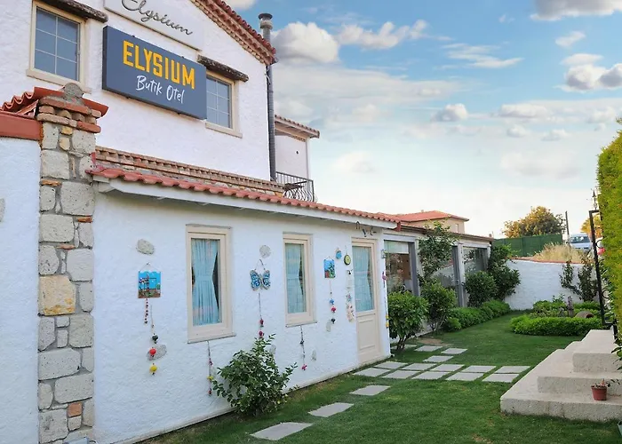 Bed & Breakfast Elysium 4*
